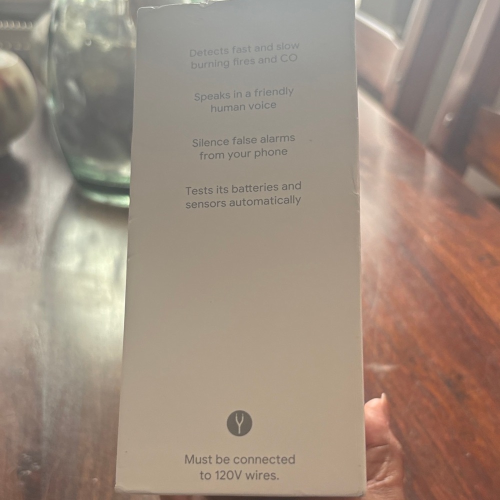 Google Nest Protect Alarm — White with Green Accent - Picture 2 of 5